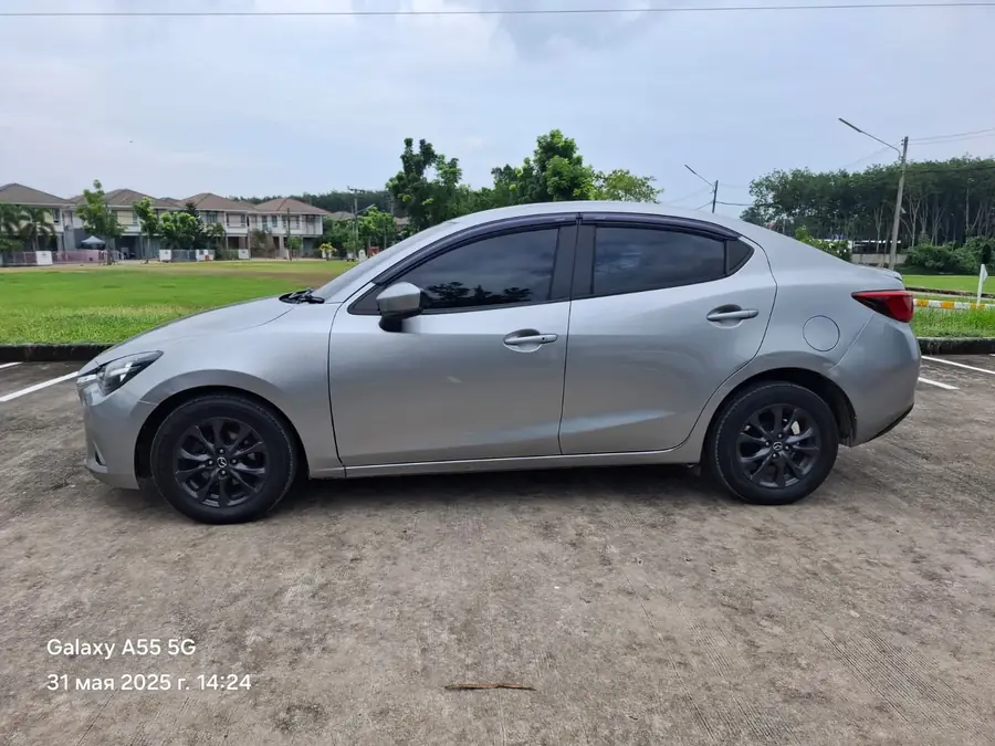 Mazda 2 Sedan 2020 — аренда на Пхукете